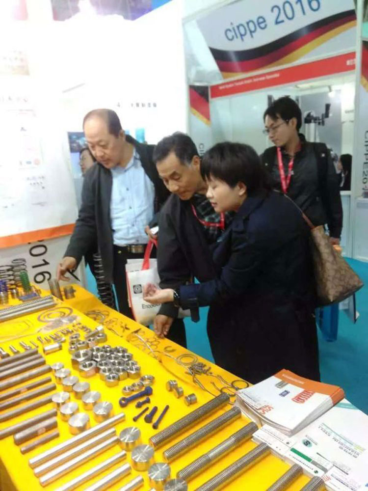 三和彈(dàn)簧參與全球最大(dà)的中國國際石油(yóu)石化展覽會